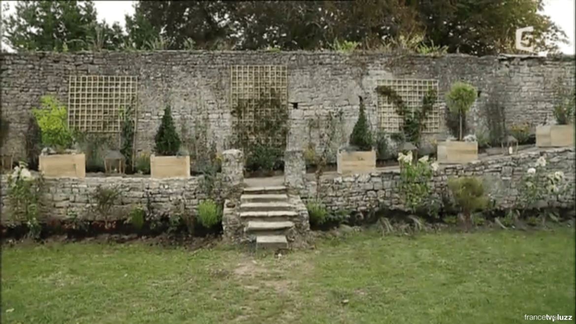 Comment repeindre un mur extérieur abîme ?