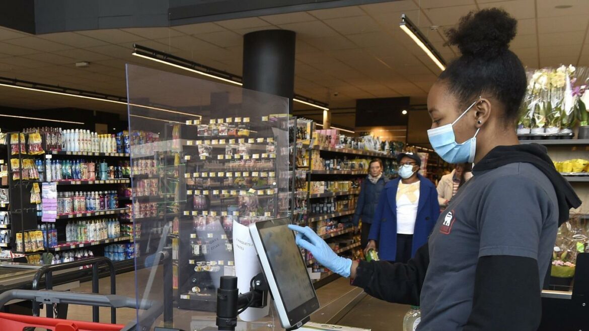 Comment rigidifier une table ?