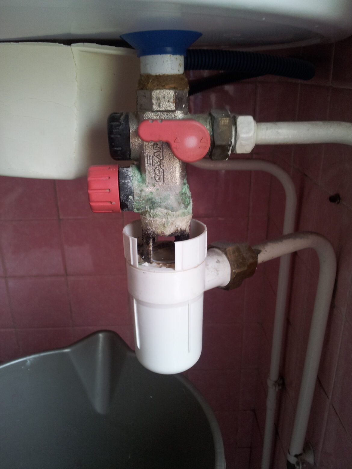 Comment savoir si une fissure dans un mur est dangereuse ?