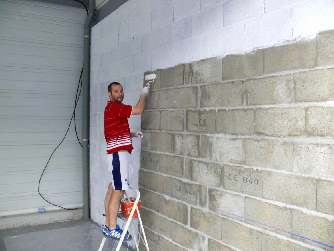 Comment soutenir un mur qui tombe ?