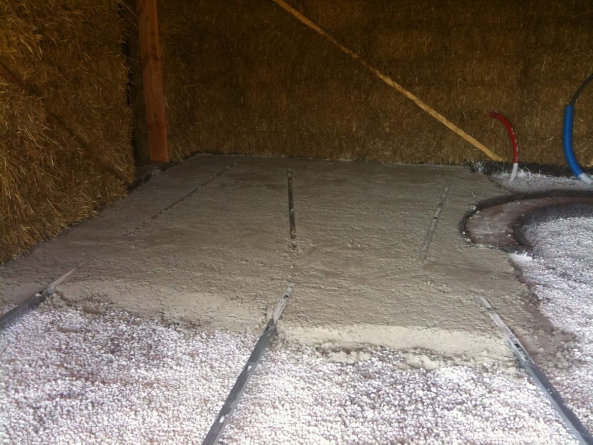 Comment tirer une dalle sans guide ?