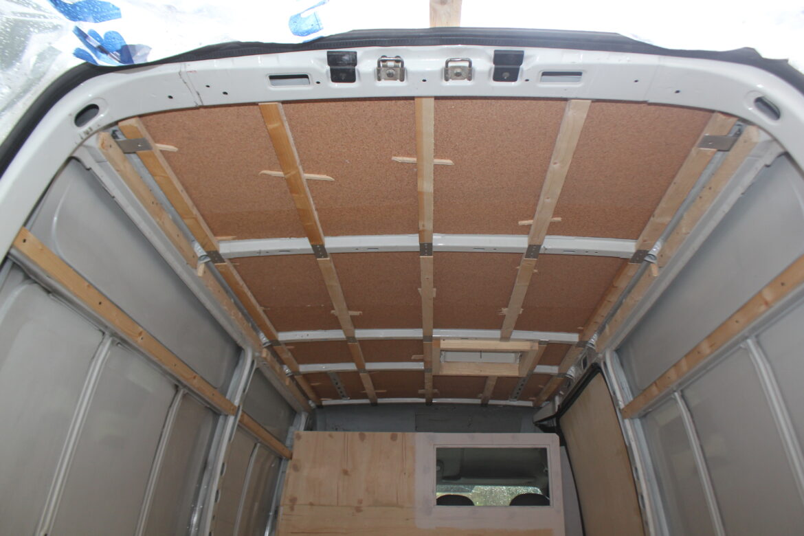 Est-ce qu'on peut peindre le liège ?