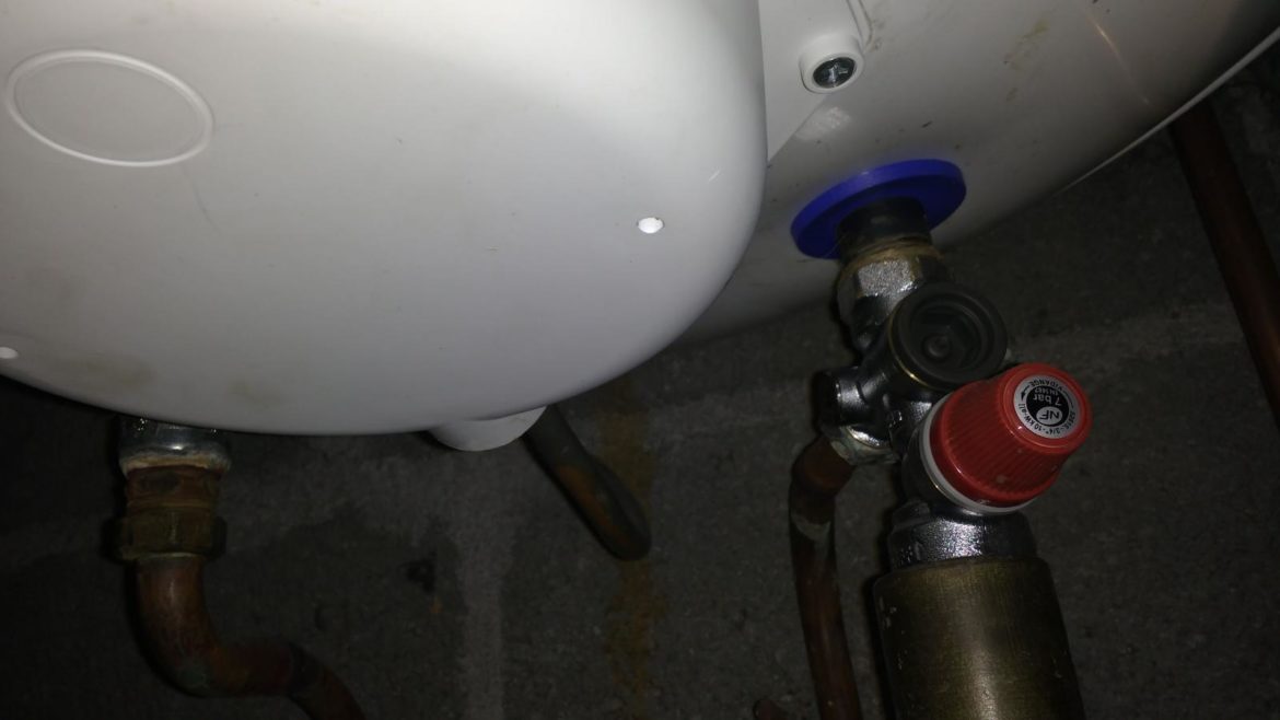 Pourquoi le Chauffe-eau goutte ?