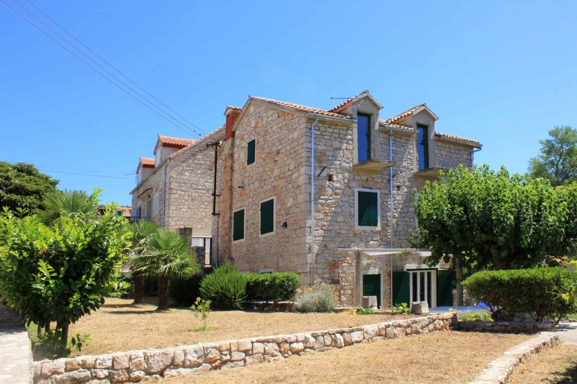 Pourquoi se marier avant d'acheter une maison ?