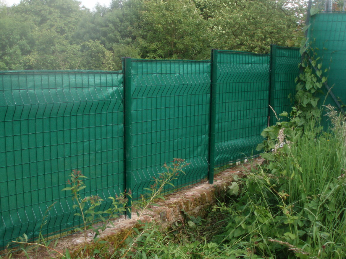 Quel Brise-vue choisir pour grillage rigide ?