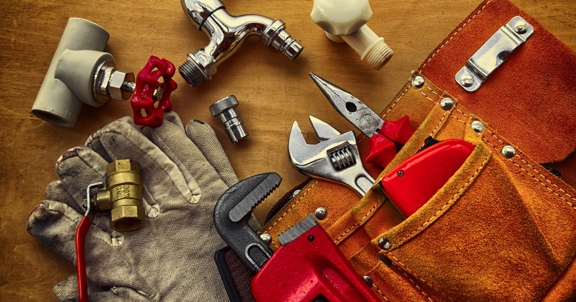 Quel est le tarif horaire d'un plombier ?