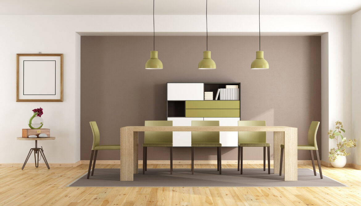 Quel mur peindre en foncé pour agrandir une pièce ?