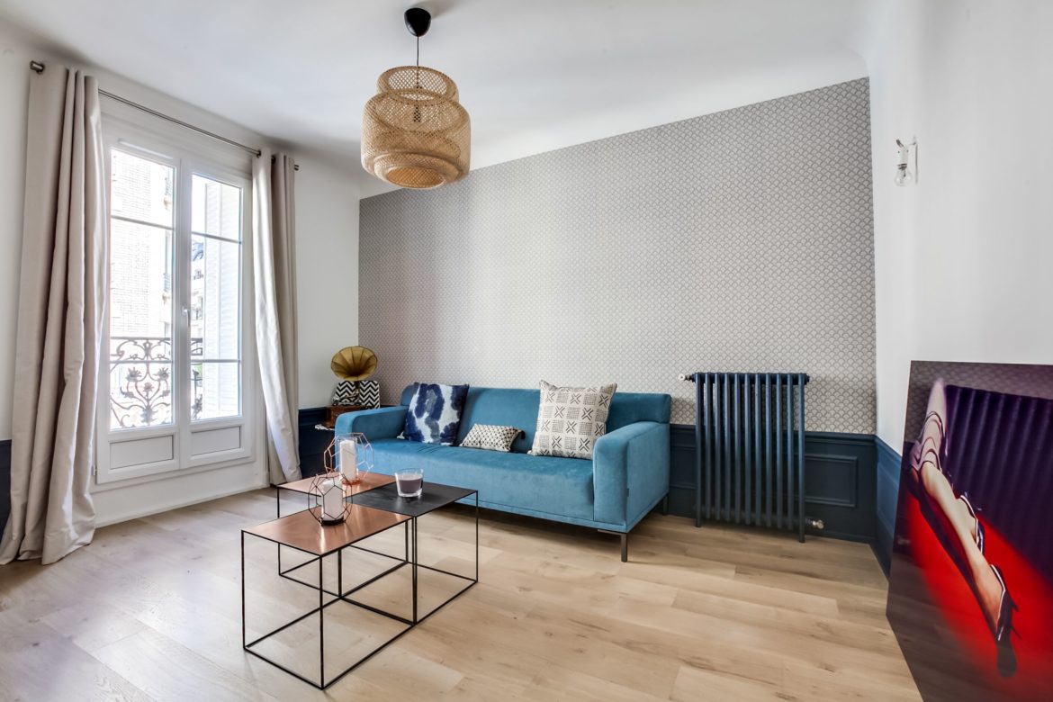 Quel papier peint avec du parquet ?