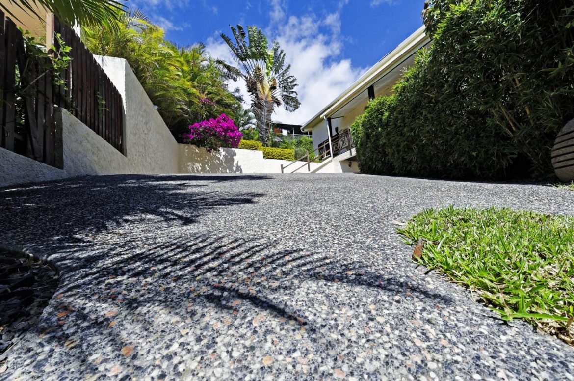 Quel revêtement pour une allée de jardin ?