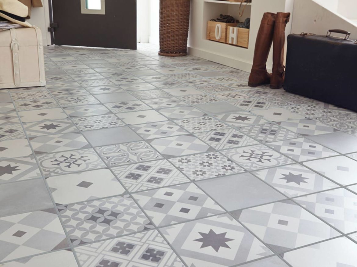 Quelle couleur avec des carreaux de ciment gris ?