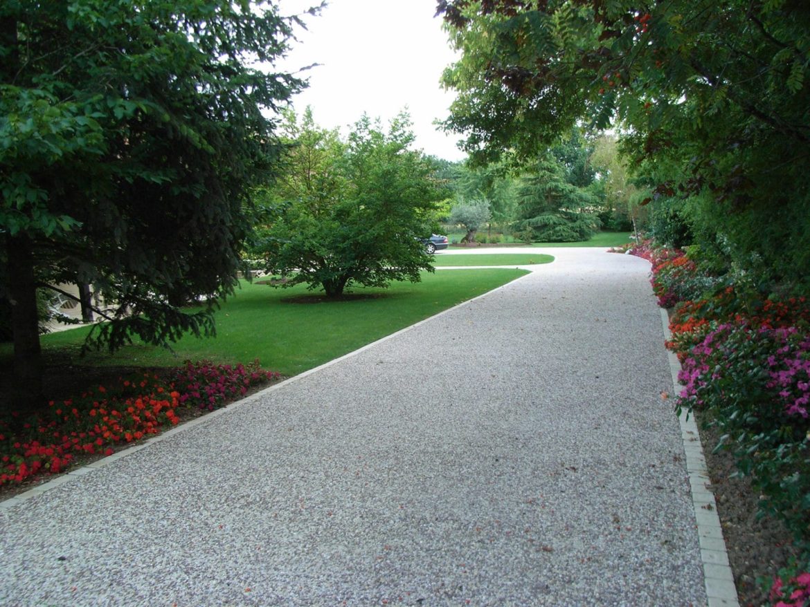 Quelle dalle pour allée carrossable ?