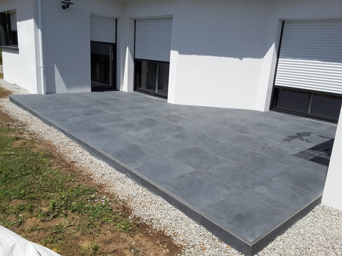 Quelle dalle pour terrasse sur plot ?