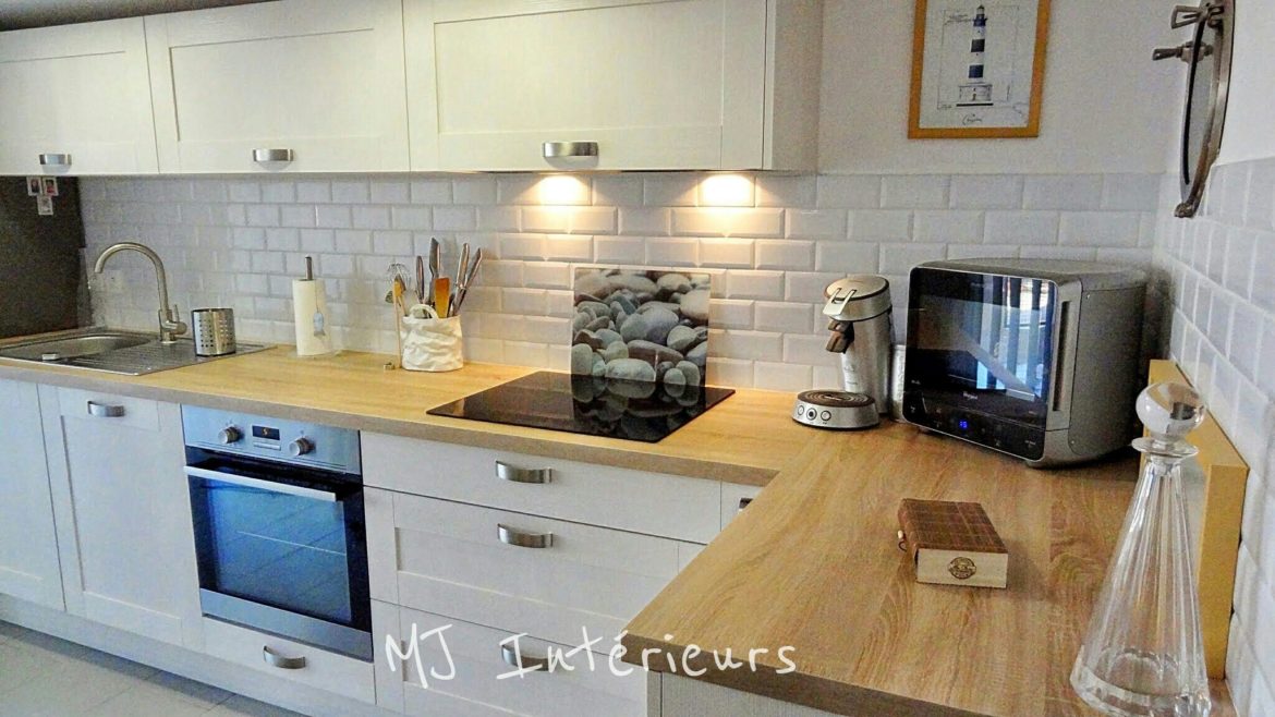 Quelle faïence avec plan de travail bois ?