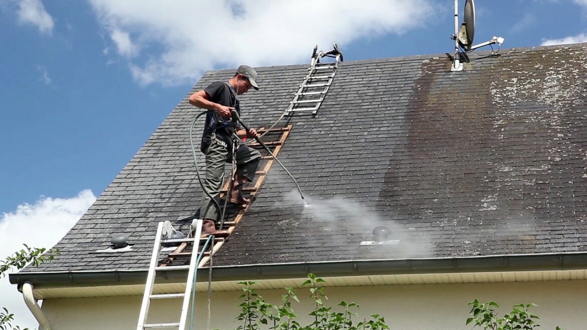 Quelle période pour nettoyer sa toiture ?
