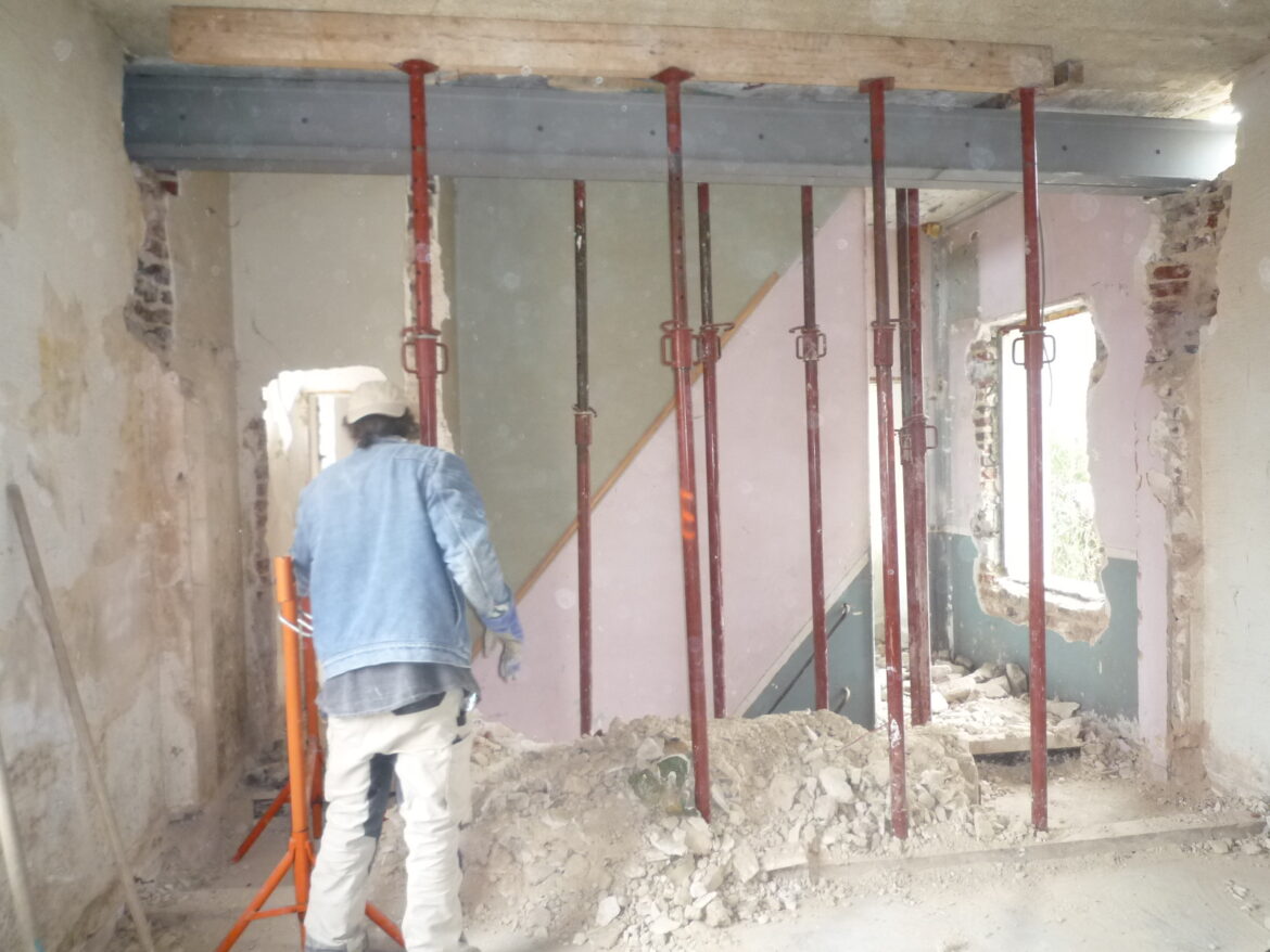 Comment casser des murs porteurs ?