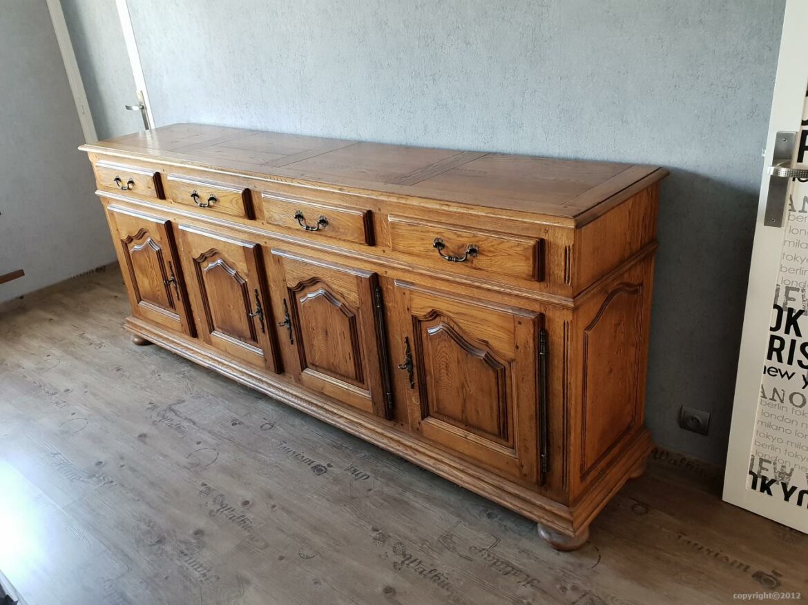 Comment changer la teinte d'un meuble en bois ?