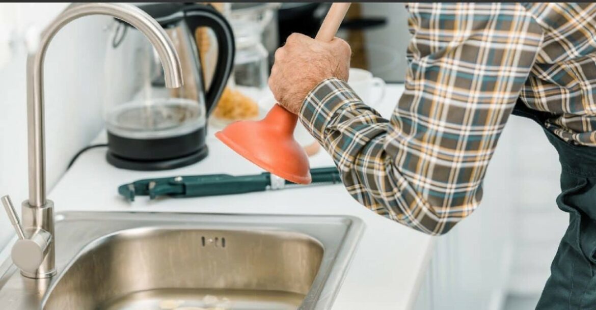 Comment déboucher une canalisation naturellement ?