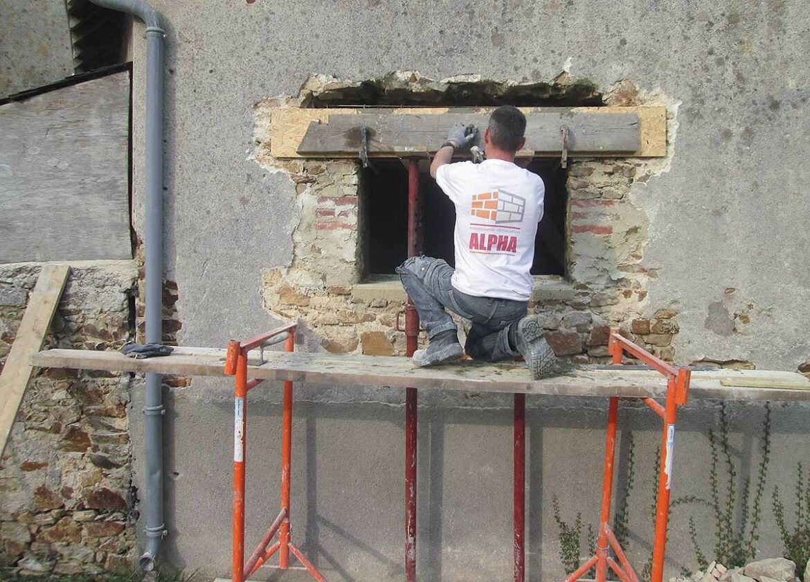 Comment ouvrir une porte dans un mur porteur ?