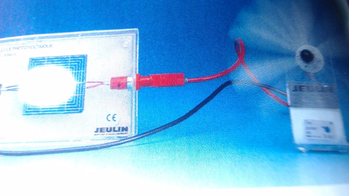 Quelle forme d'énergie le radiateur Reçoit-il en quelle énergie Est-elle transformée ?