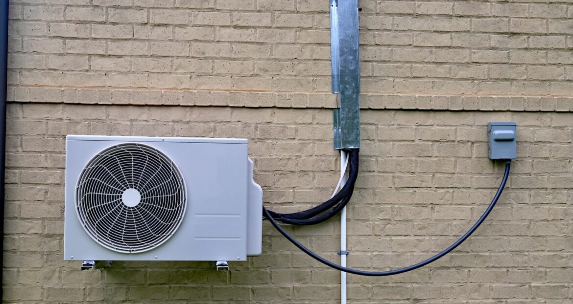 Quelle puissance de pompe à chaleur air-air pour 100m2 ?