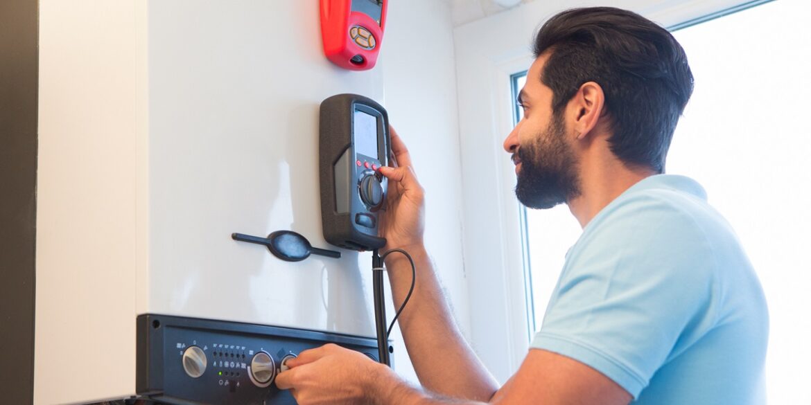 Qui a la charge de l'entretien de la chaudière ?