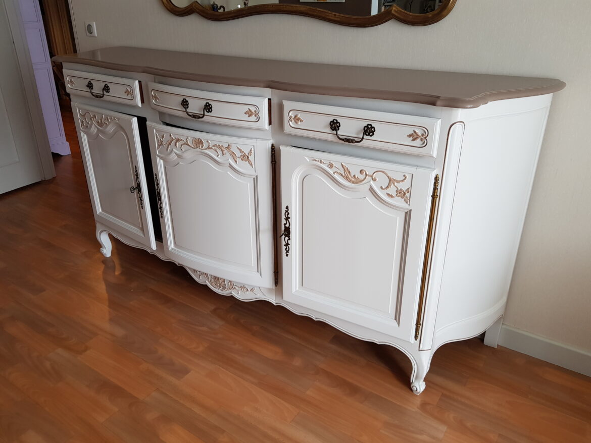 Comment changer la couleur d'un meuble en merisier ?