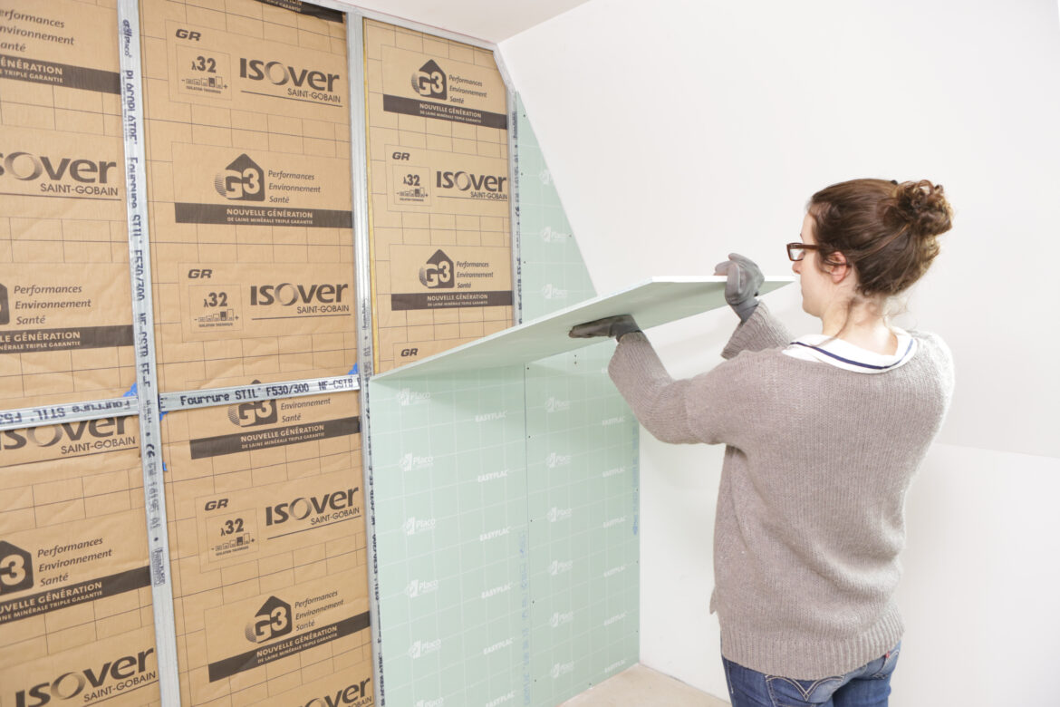 Comment couper une plaque de doublage ?