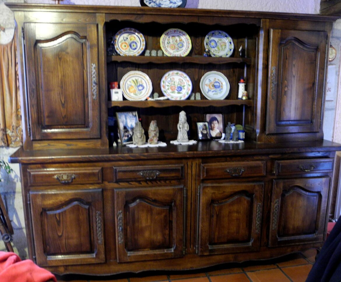 Comment customiser un petit meuble ?