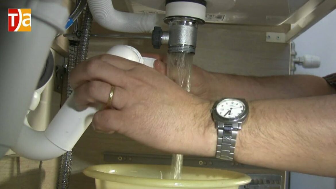 Comment déboucher un coude ?