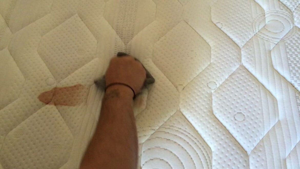 Comment enlever des taches anciennes sur un matelas ?