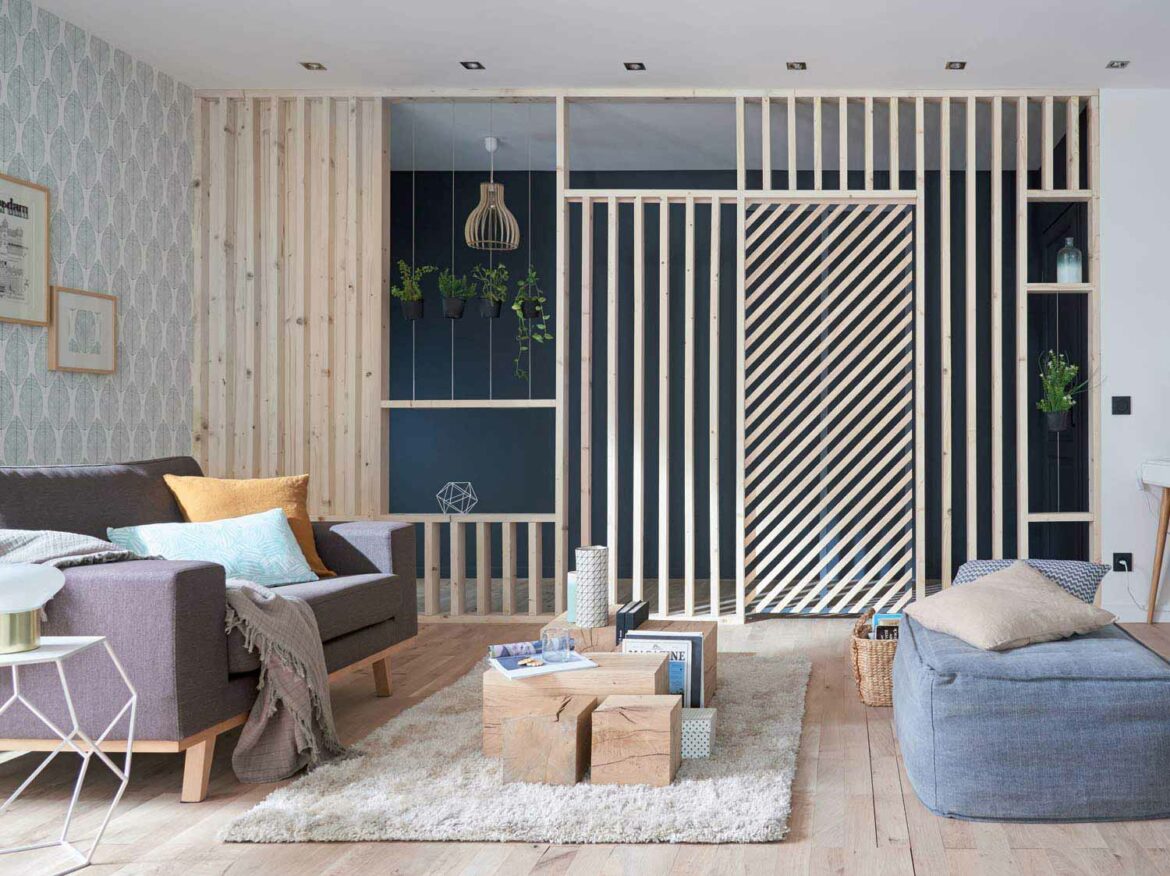 Comment faire une porte avec des tasseaux ?