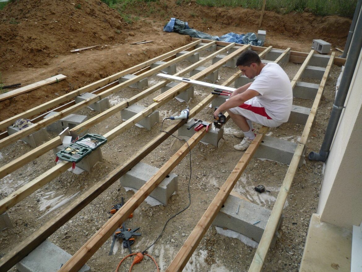 Comment fixer les lambourdes au sol ?