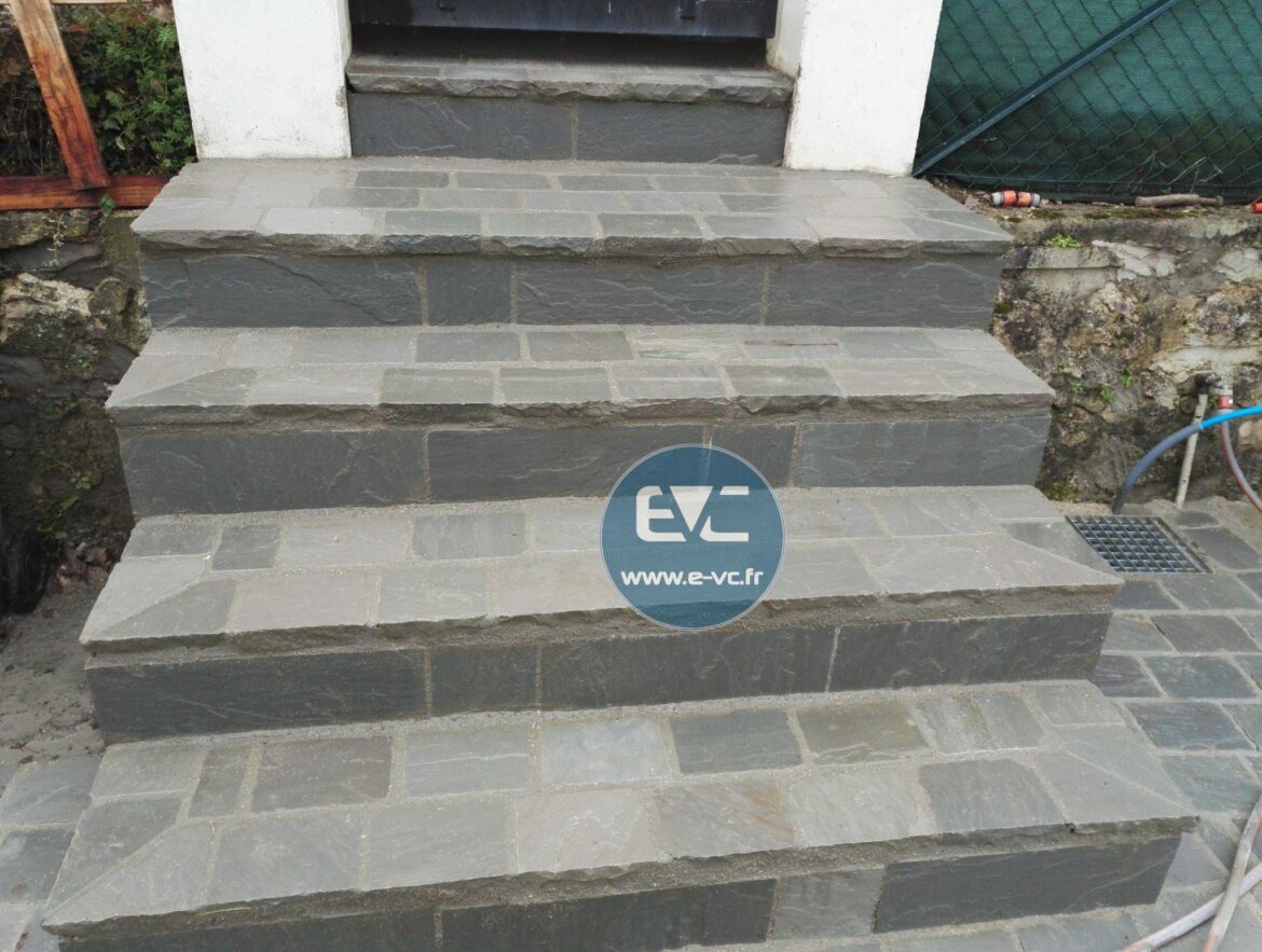 Comment laver escalier en pierre ?