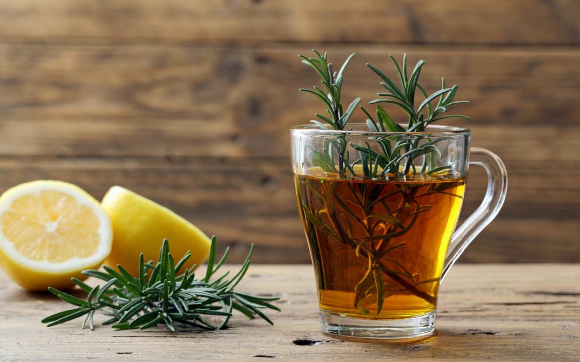 Comment préparer une infusion de romarin frais ?