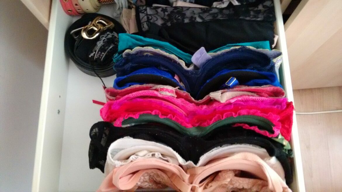 Comment ranger son armoire pour gagner de la place ?