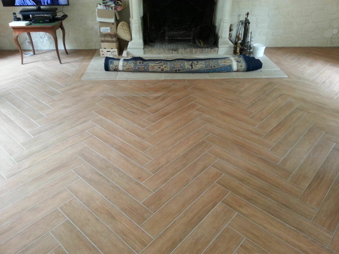 Comment s'appelle le carrelage imitation marbre ?