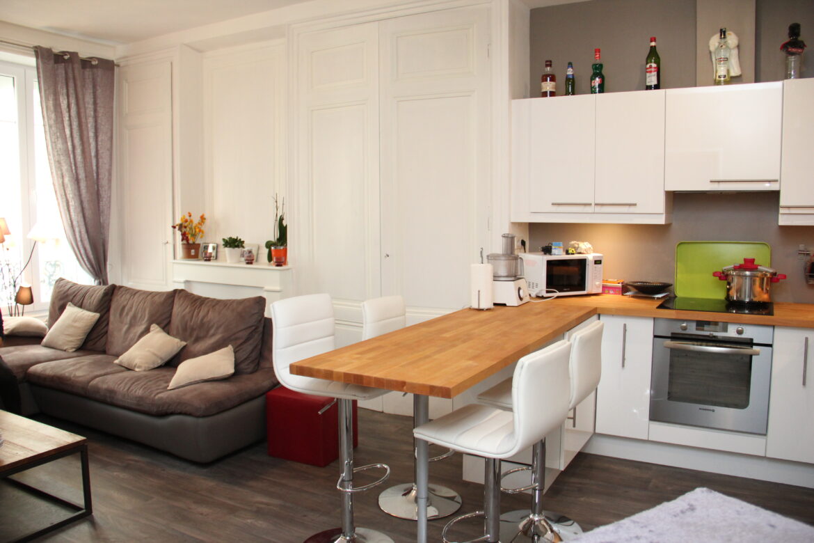 Comment séparer cuisine ouverte sur salon ?