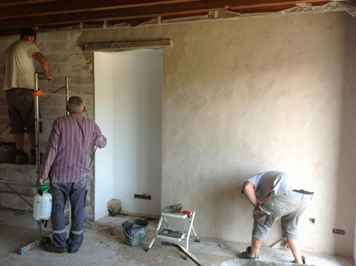 Pourquoi enduire un mur avant peinture ?