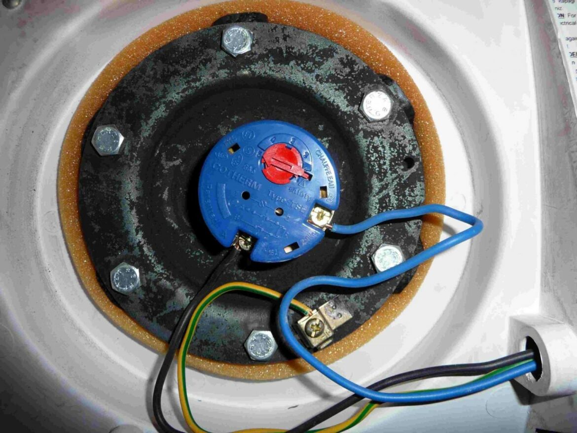 Pourquoi mon chauffe-eau se coupe tout seul ?