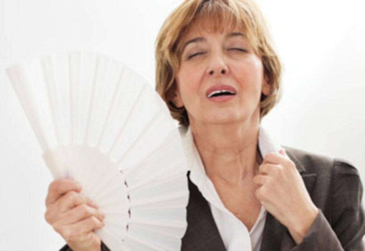 Quel âge a Emmanuelle Rivassou ?