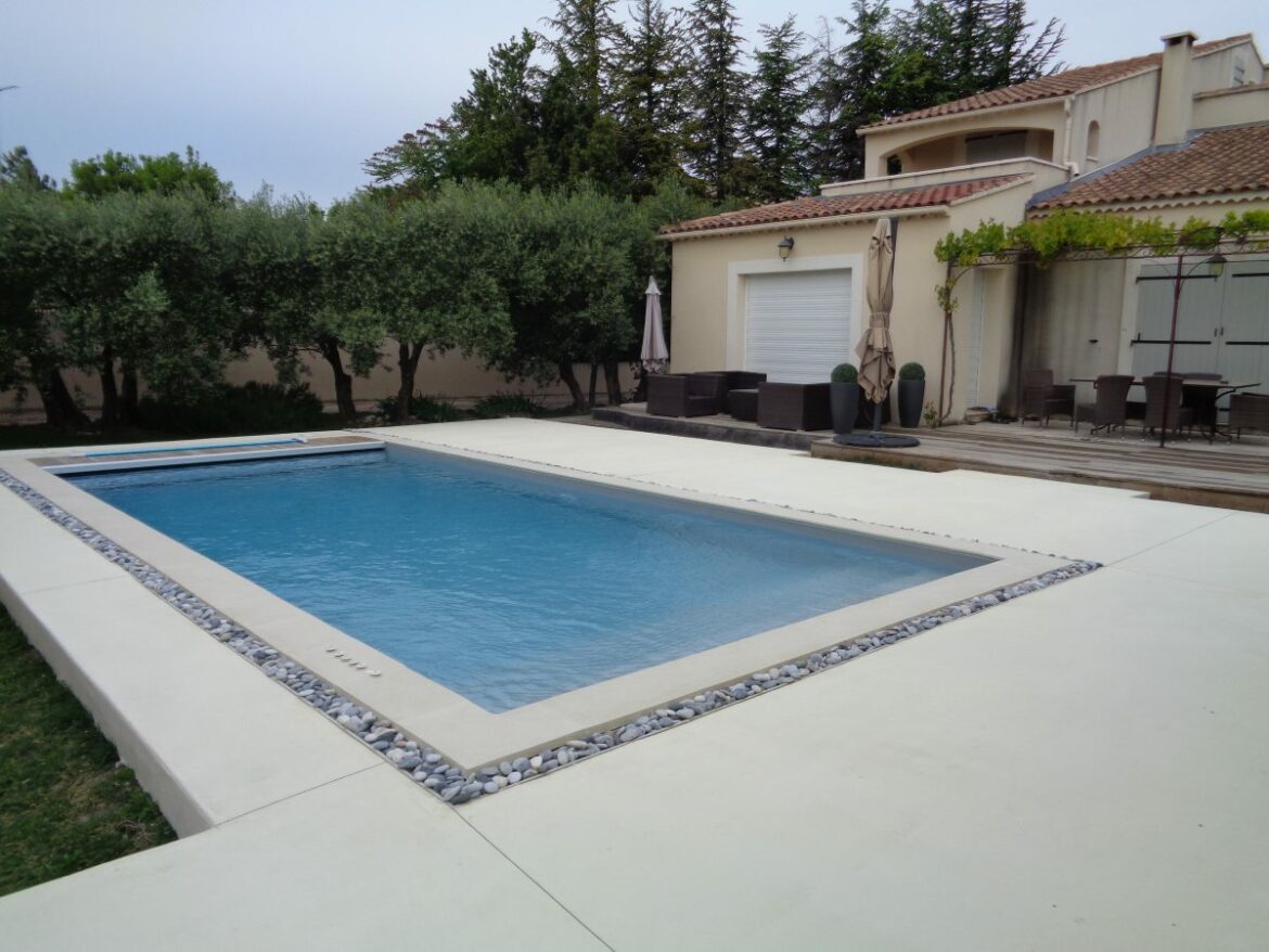 Quel béton pour mur piscine ?