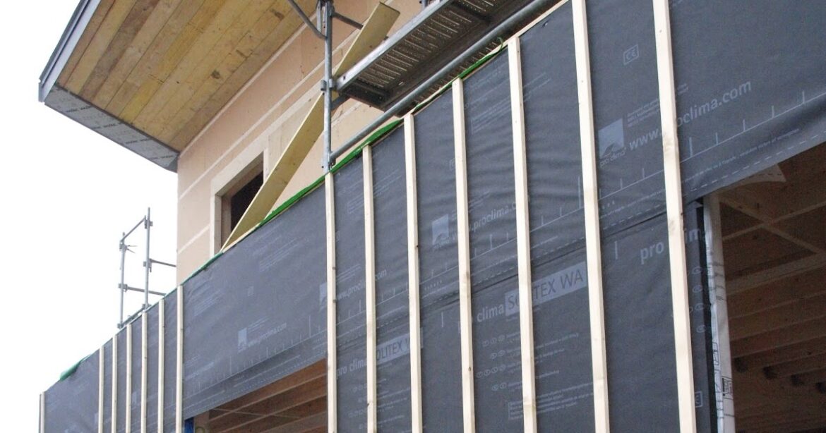 Quel bois résiste à la pluie ?