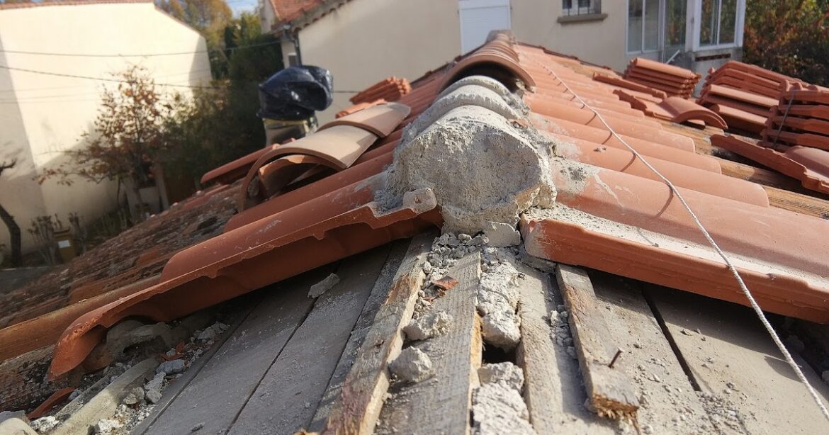 Quel ciment pour fixer les tuiles ?