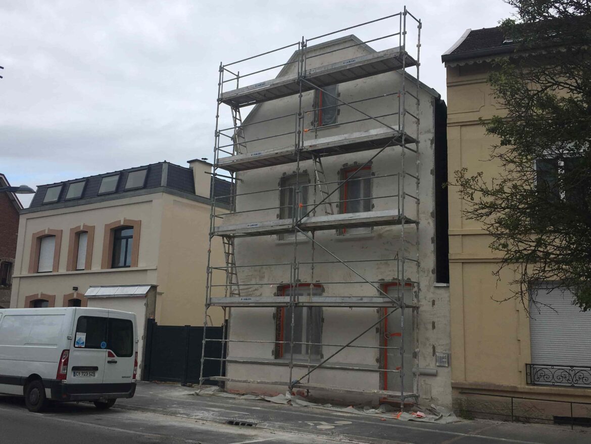 Quel est le prix d'un ravalement de façade au mètre carré ?