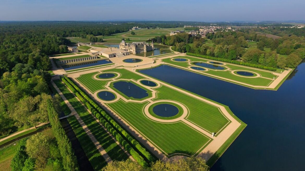Quel est le dernier propriétaire du château de Chantilly ?